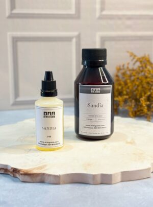 AROMA SANDÍA PARA VELAS Frutal, jugosa y refrescante. Un estallido dulce que llena de frescura. Aroma nacional premium. Su fragancia evoca la frescura de la sandía recién cortada, con notas dulces y acuosas que transmiten alegría y vitalidad. Perfecta para crear ambientes ligeros, juveniles y llenos de energía positiva. Ideal para quienes buscan un aroma fresco, divertido y naturalmente refrescante.