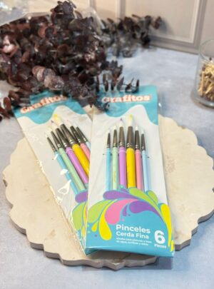 Paquete de pinceles punta fina para decorar velas