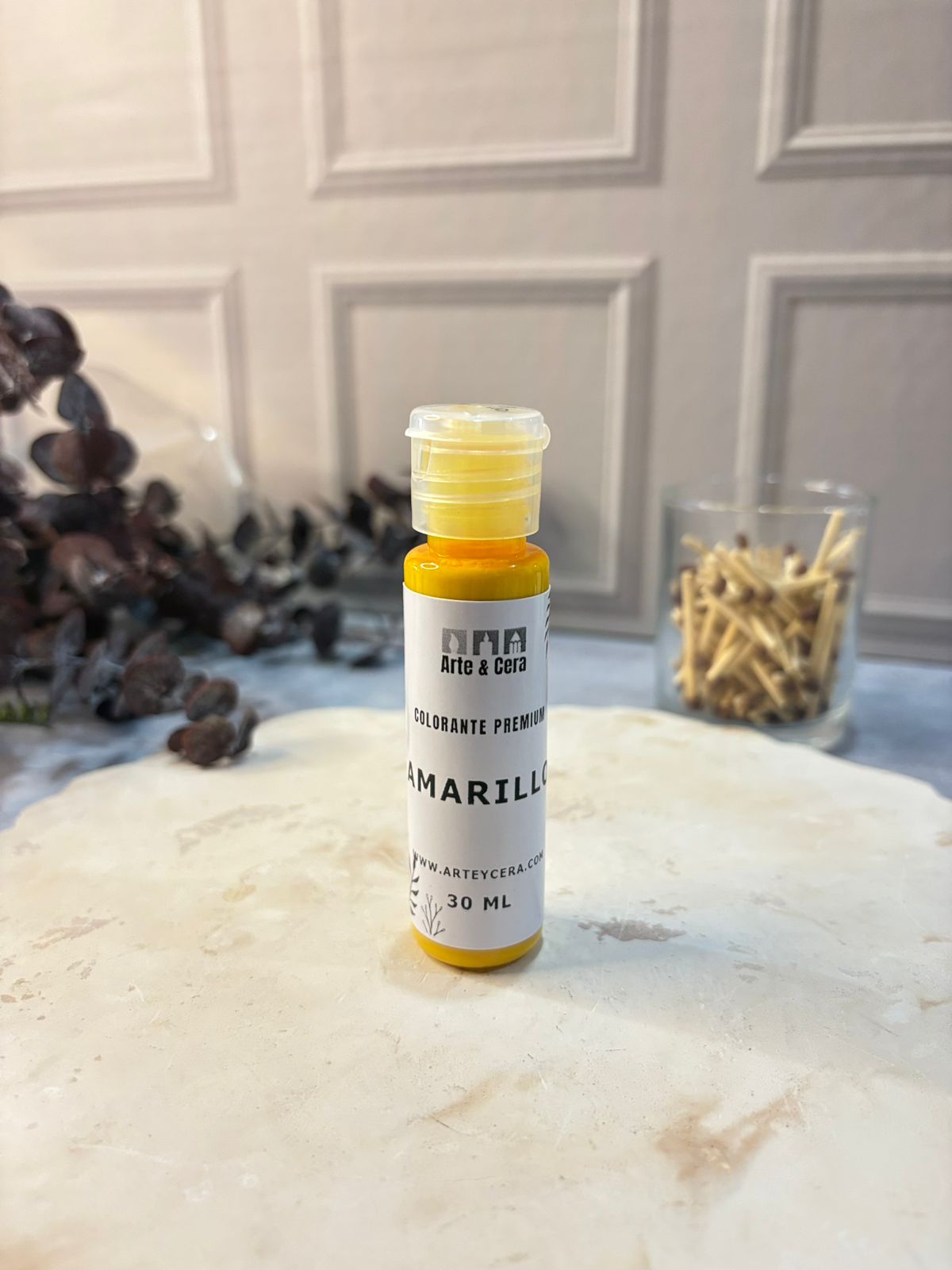 Colorante premium para velas y jabones con aditivos color amarillo.