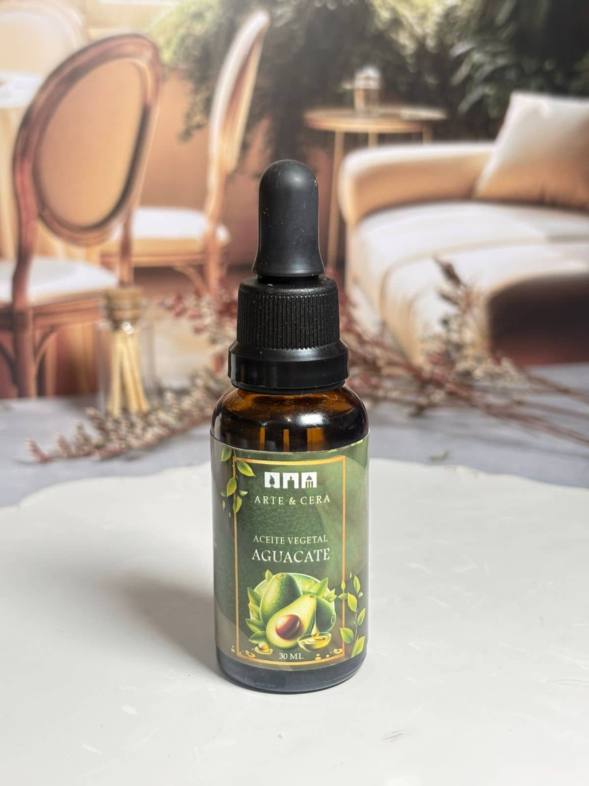 Este aceite es una fuente inagotable de vitaminas A, D y E, diseñado para pieles que necesitan un rescate nutricional.