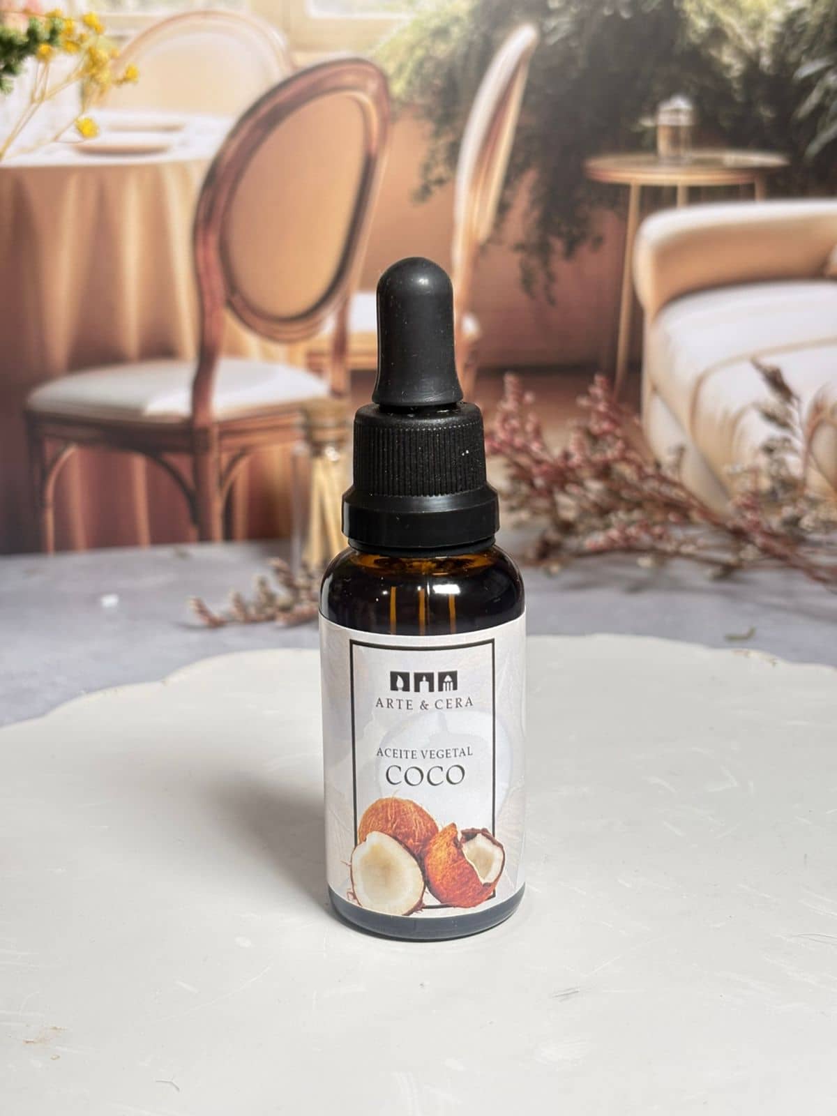 Es famoso mundialmente por su increíble capacidad de limpieza y por ser el responsable de la estructura sólida de los mejores jabones.