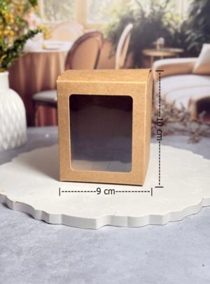 Fabricada en cartón kraft de alta calidad, esta caja aporta una textura terrosa y natural que resalta la pureza de tus ingredientes.