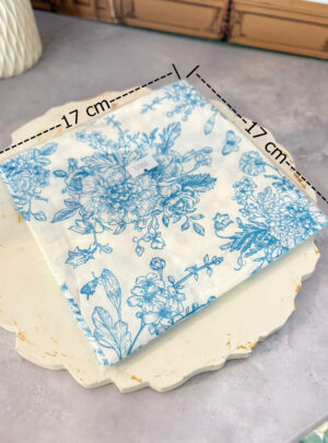 Diseñadas especialmente para la técnica de decoupage, estas servilletas cuentan con una pigmentación viva y patrones delicados sobre papel suave de alta calidad. Son la opción perfecta para personalizar jabones artesanales, velas decorativas, cajas de madera, empaques para regalos o papelería fina.