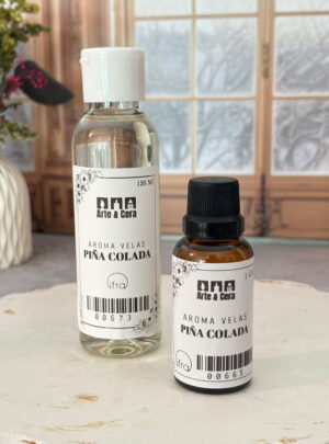 Esta jugosa fragancia fusiona la acidez dulce de la piña madura recién cortada con la suavidad cremosa de la leche de coco y un toque sutil de vainilla caribeña. Cuenta con la certificación oficial de la IFRA (International Fragrance Association), garantizando que ha sido formulada bajo los estándares internacionales más exigentes de pureza, calidad y seguridad. Es la opción ideal para colecciones de verano, velas de coctelería gourmet, wax melts tropicales y productos de ambientación desenfadada.